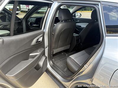 2024 Chevrolet Trax LT - Photo 12 - Newport, KY 41071