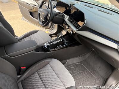 2024 Chevrolet Trax LT - Photo 16 - Newport, KY 41071