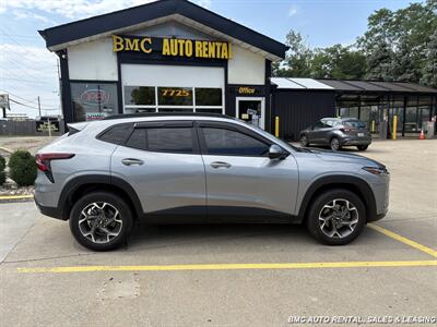 2024 Chevrolet Trax LT - Photo 3 - Newport, KY 41071