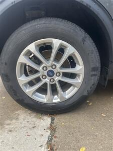 2022 Ford Escape SE   - Photo 11 - Newport, KY 41071