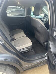 2022 Ford Escape SE   - Photo 9 - Newport, KY 41071