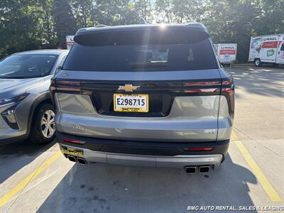 2024 Chevrolet Traverse LT   - Photo 4 - Newport, KY 41071