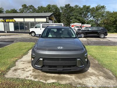 2025 Hyundai KONA SEL - Photo 2 - Newport, KY 41071
