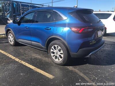 2023 Ford Escape   - Photo 4 - Newport, KY 41071