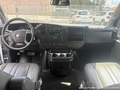 2023 Chevrolet Express LS 3500   - Photo 11 - Newport, KY 41071