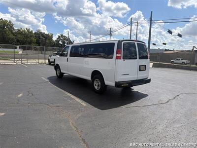 2023 Chevrolet Express LS 3500   - Photo 2 - Newport, KY 41071