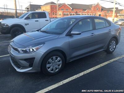 2023 Kia Rio S   - Photo 2 - Newport, KY 41071