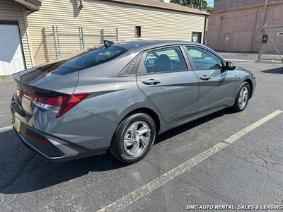 2024 Hyundai Elantra   - Photo 4 - Newport, KY 41071