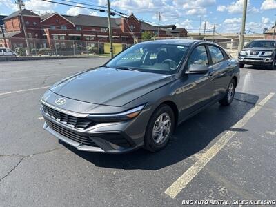 2024 Hyundai Elantra   - Photo 1 - Newport, KY 41071