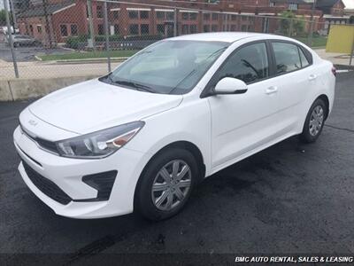 2022 Kia Rio LX   - Photo 1 - Newport, KY 41071