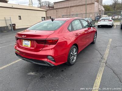 2023 Kia Forte LXS   - Photo 2 - Newport, KY 41071