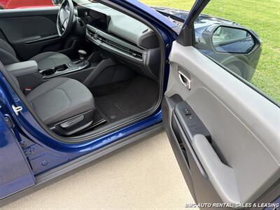 2025 Kia K4 LXS   - Photo 8 - Newport, KY 41071