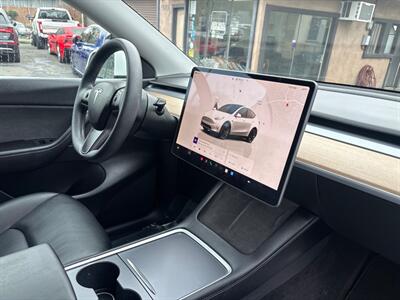 2022 Tesla Model Y Long Range*AWD*Rear Camera*Navigation* - Photo 22 - Fair Oaks, CA 95628