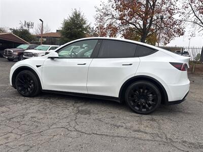 2022 Tesla Model Y Long Range*AWD*Rear Camera*Navigation* - Photo 12 - Fair Oaks, CA 95628