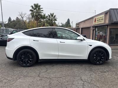 2022 Tesla Model Y Long Range*AWD*Rear Camera*Navigation* - Photo 7 - Fair Oaks, CA 95628