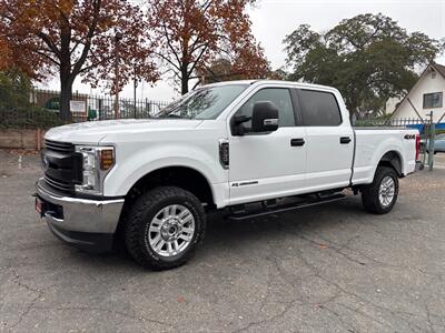 2019 Ford F-250 Super Duty XLT SuperCrew Cab*4X4*Tow Package*Rear Camera* - Photo 2 - Fair Oaks, CA 95628