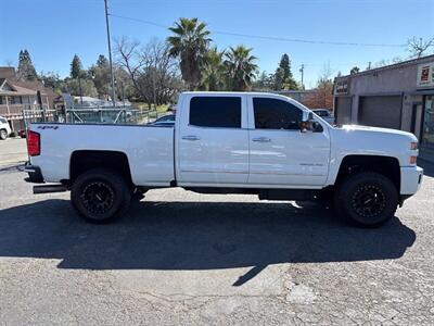 2016 Chevrolet Silverado 2500 LTZ Crew Cab*4X4*Lifted*Tow Package*Rear Camera*   - Photo 7 - Fair Oaks, CA 95628