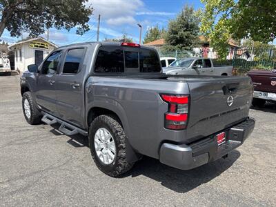 2022 Nissan Frontier Crew Cab SV*4X4*One Owner*Low Miles*Lifted*   - Photo 11 - Fair Oaks, CA 95628