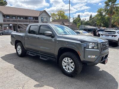 2022 Nissan Frontier Crew Cab SV*4X4*One Owner*Low Miles*Lifted*   - Photo 5 - Fair Oaks, CA 95628
