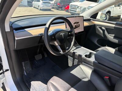 2025 Tesla Model Y Long Range*AWD*Rear Camera*One Owner*Navigation*   - Photo 14 - Fair Oaks, CA 95628