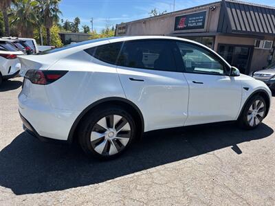 2025 Tesla Model Y Long Range*AWD*Rear Camera*One Owner*Navigation*   - Photo 7 - Fair Oaks, CA 95628