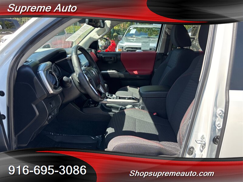 2023 Toyota Tacoma SR5 V6 photo 48