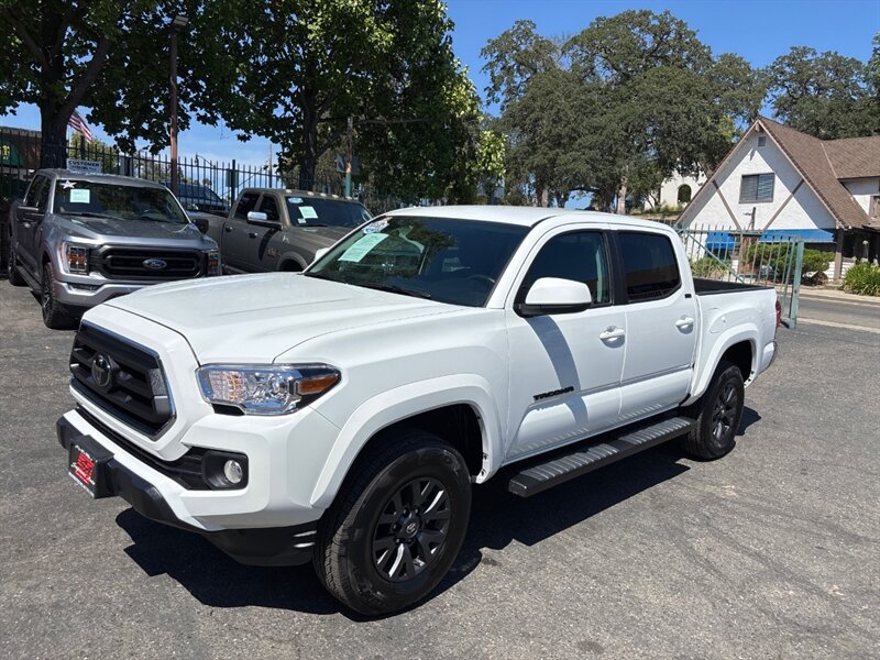 2023 Toyota Tacoma SR5 V6 photo 15