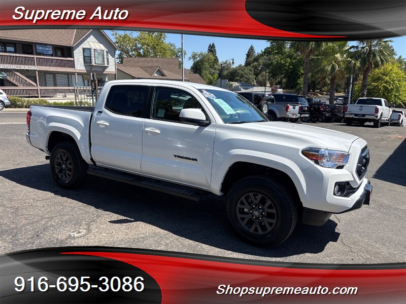 2023 Toyota Tacoma SR5 V6 photo 38