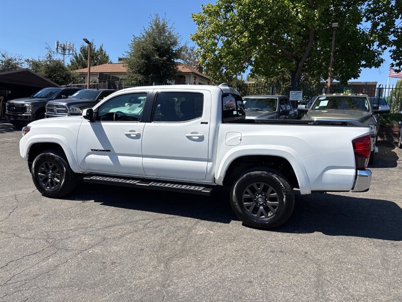 2023 Toyota Tacoma SR5 V6 photo 13