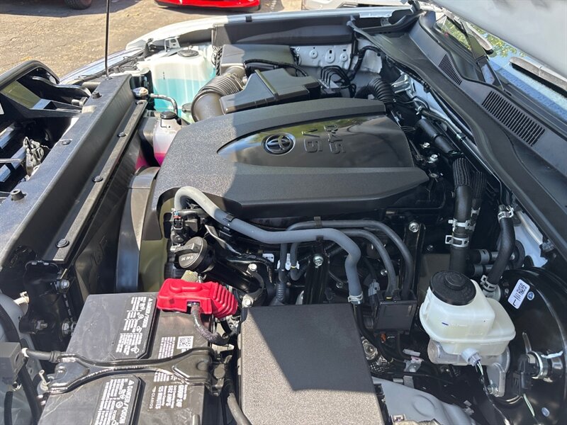 2023 Toyota Tacoma SR5 V6 photo 32