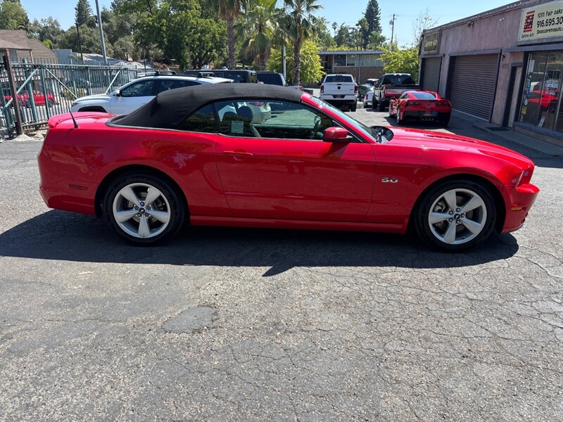 2014 Ford Mustang GT photo 7
