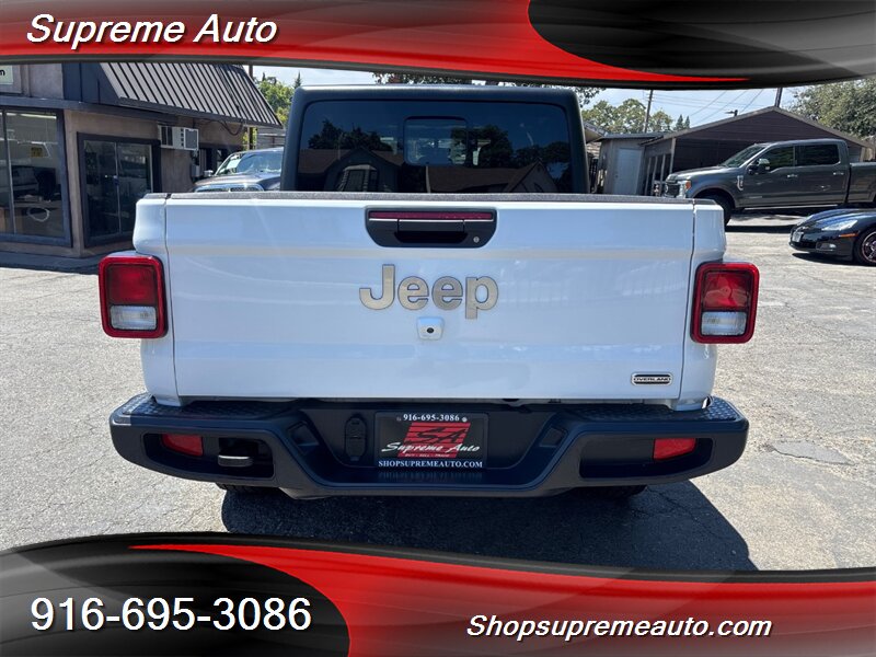 2023 Jeep Gladiator Overland photo 40