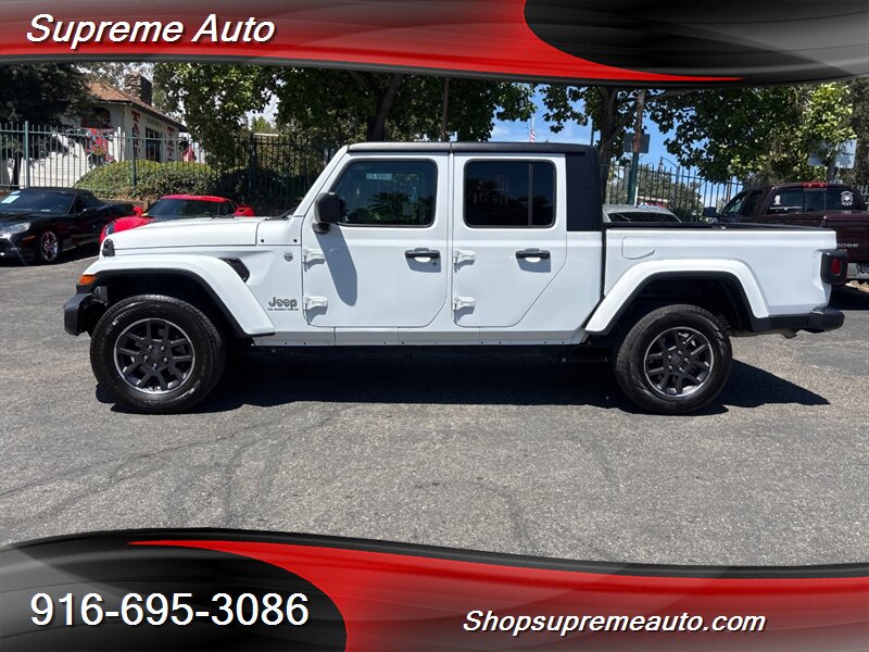 2023 Jeep Gladiator Overland photo 43