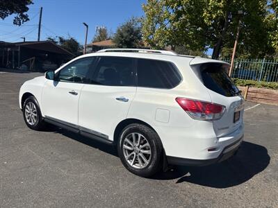 2014 Nissan Pathfinder SL*4X4*Third Row Seats*Heated Seats*Rear Camera*   - Photo 11 - Fair Oaks, CA 95628