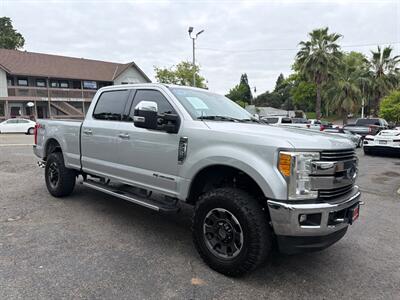2017 Ford F-250 Super Duty Lariat SuperCrew*4X4*Tow Package*Lifted*Moon Roof*   - Photo 5 - Fair Oaks, CA 95628