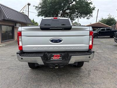 2017 Ford F-250 Super Duty Lariat SuperCrew*4X4*Tow Package*Lifted*Moon Roof*   - Photo 11 - Fair Oaks, CA 95628