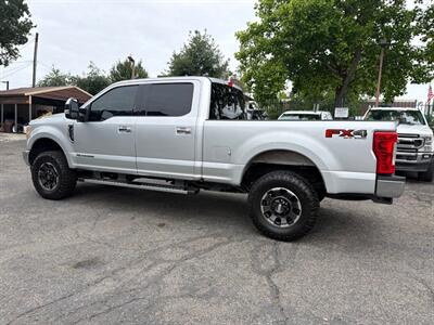 2017 Ford F-250 Super Duty Lariat SuperCrew*4X4*Tow Package*Lifted*Moon Roof*   - Photo 13 - Fair Oaks, CA 95628