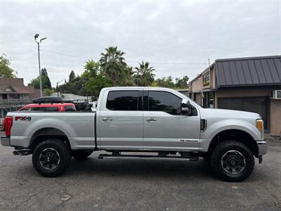 2017 Ford F-250 Super Duty Lariat SuperCrew*4X4*Tow Package*Lifted*Moon Roof*   - Photo 7 - Fair Oaks, CA 95628
