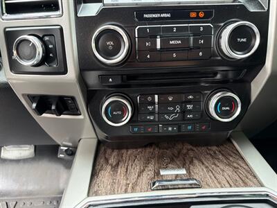 2017 Ford F-250 Super Duty Lariat SuperCrew*4X4*Tow Package*Lifted*Moon Roof*   - Photo 19 - Fair Oaks, CA 95628