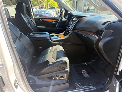 2018 Cadillac Escalade ESV Premium Luxury*4X4*Loaded*DVD Player*Third Row* - Photo 30 - Fair Oaks, CA 95628