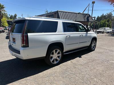 2018 Cadillac Escalade ESV Premium Luxury*4X4*Loaded*DVD Player*Third Row* - Photo 8 - Fair Oaks, CA 95628