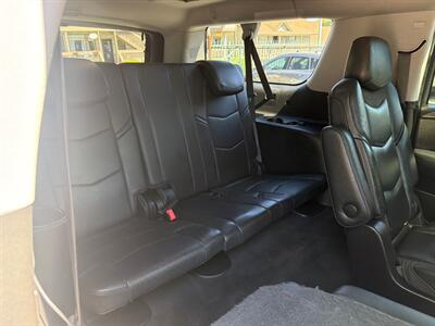 2018 Cadillac Escalade ESV Premium Luxury*4X4*Loaded*DVD Player*Third Row* - Photo 33 - Fair Oaks, CA 95628