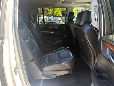 2018 Cadillac Escalade ESV Premium Luxury*4X4*Loaded*DVD Player*Third Row* - Photo 32 - Fair Oaks, CA 95628