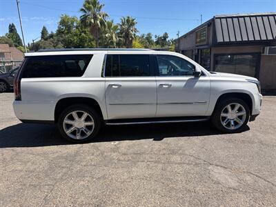 2018 Cadillac Escalade ESV Premium Luxury*4X4*Loaded*DVD Player*Third Row* - Photo 7 - Fair Oaks, CA 95628