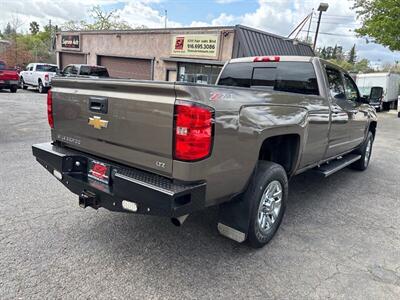 2015 Chevrolet Silverado 3500 LTZ Crew Cab*4X4*Tow Package*Z71 Package*Gas*6.0L*   - Photo 9 - Fair Oaks, CA 95628