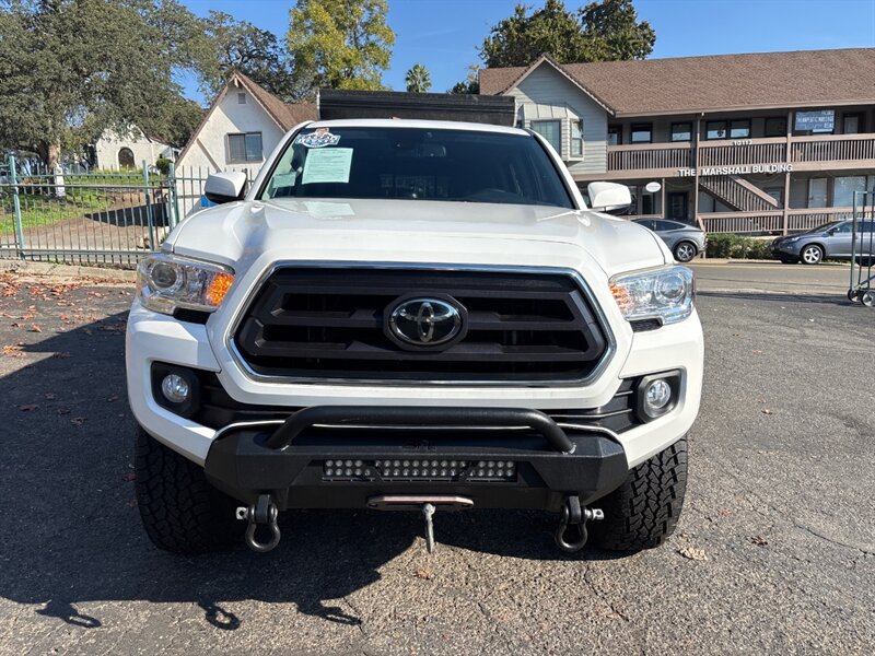 2021 Toyota Tacoma SR5 V6 Double Cab 4x4 photo 3