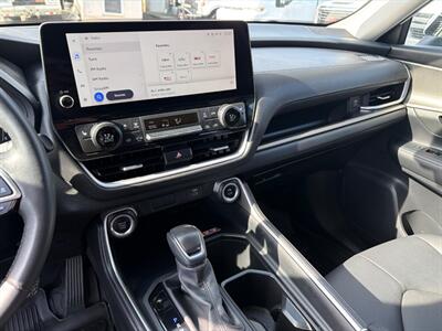 2024 Toyota Grand Highlander XLE*One Owner*Heated Seats*Low Miles*Third Row* - Photo 17 - Fair Oaks, CA 95628