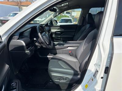 2024 Toyota Grand Highlander XLE*One Owner*Heated Seats*Low Miles*Third Row* - Photo 15 - Fair Oaks, CA 95628