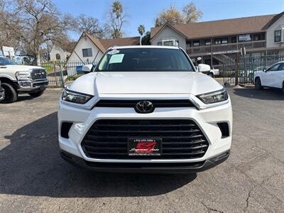 2024 Toyota Grand Highlander XLE*One Owner*Heated Seats*Low Miles*Third Row* - Photo 4 - Fair Oaks, CA 95628