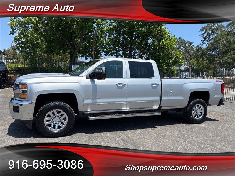 2019 Chevrolet Silverado 3500HD LTZ Crew Cab*4X4*Tow Package*Rear Camera*One Owner  
